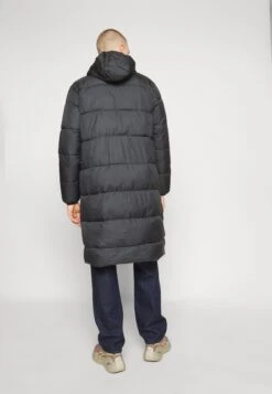 Ellesse Longli Padded JacketCappotto InvernaleBlack Uomo Cappotti EL922T07Y-Q11 -Ellesse 0c4207b721e74969b6e52cfd0f111a24