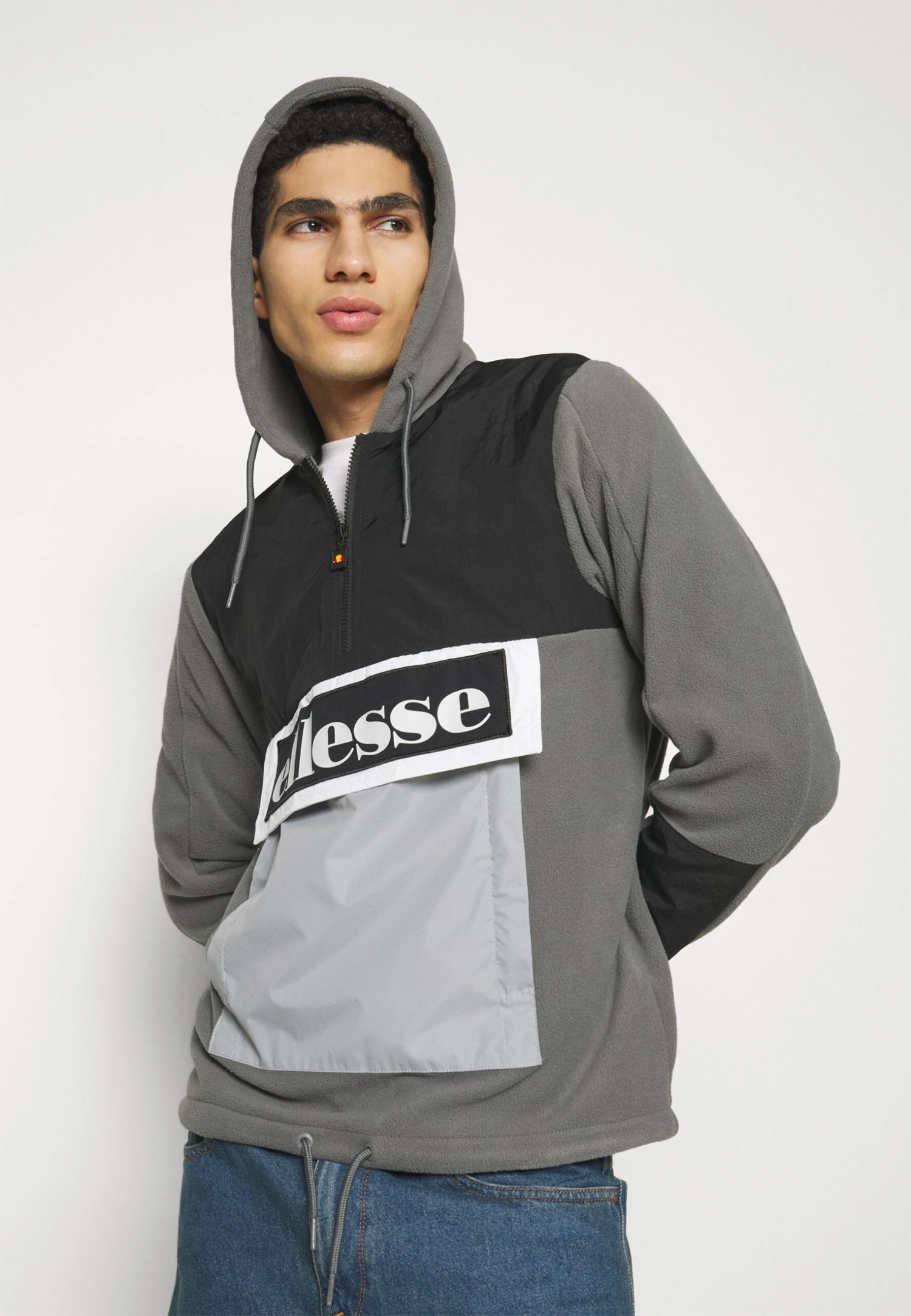 Ellesse PeriodicFelpa Con CappuccioGrey/Black Uomo Maglieria E Felpe EL922T0A7-C11 6 Ellesse PeriodicFelpa Con CappuccioGrey/Black Uomo Maglieria E Felpe EL922T0A7-C11 - immagine 6
