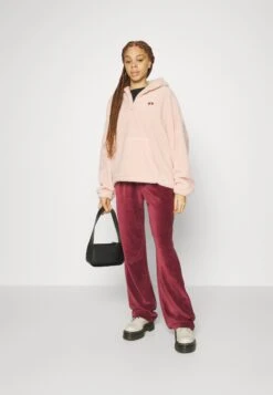 Ellesse BottiFelpa In PileLight Pink Donna Felpe EL921J09P-J11 -Ellesse 279c010669e343a3a6ccada470e838e5