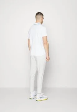 Ellesse DebillyPantaloni SportiviWhite Uomo Pantaloni EL942E04F-A11 7 Ellesse DebillyPantaloni SportiviWhite Uomo Pantaloni EL942E04F-A11 -Ellesse 2ceb99efc48b49d59f8c61f48bb5f5ed
