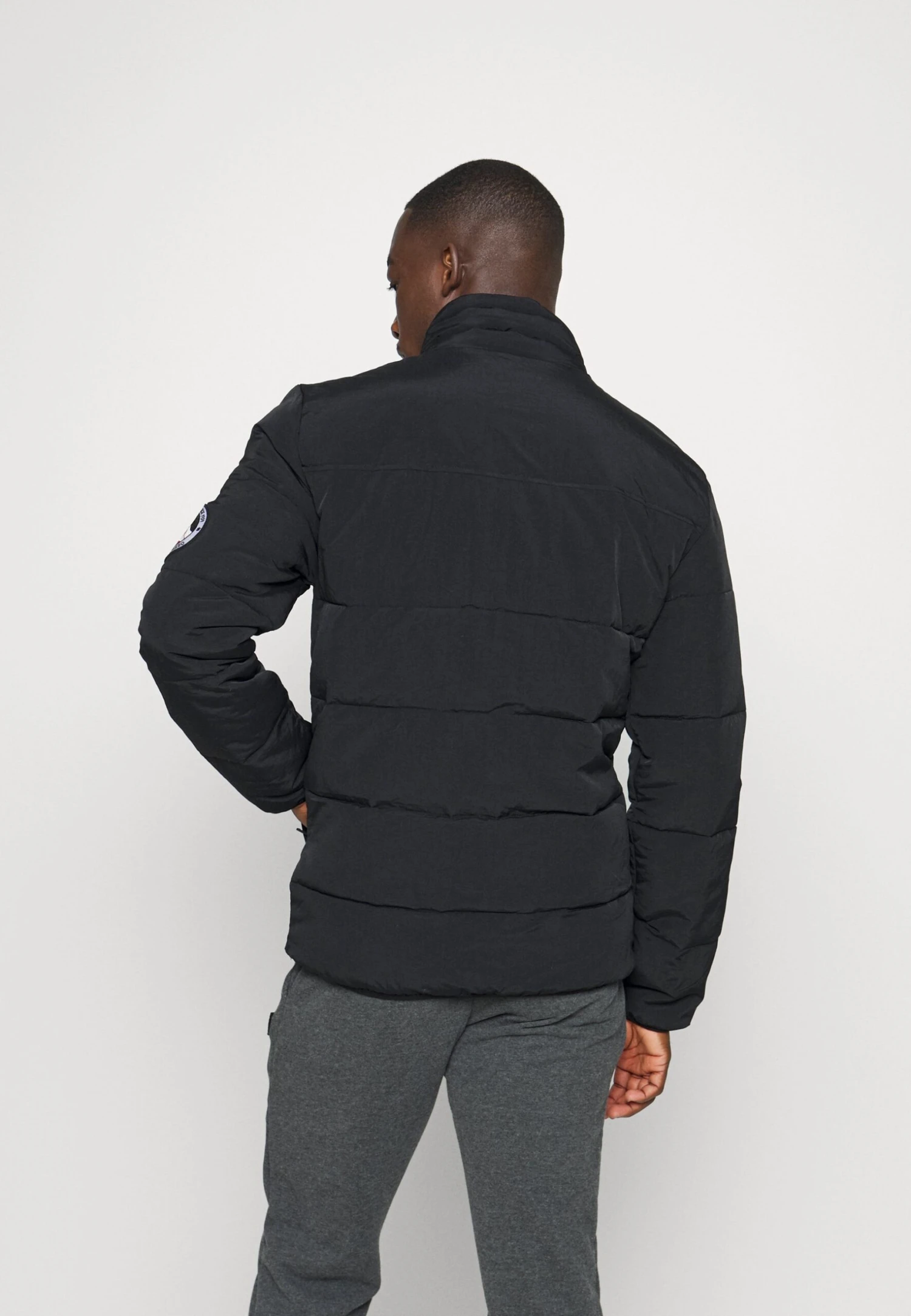 Ellesse Padded JacketGiacca InvernaleBlack Uomo Giacche EL922T05D-Q11 4 Ellesse Padded JacketGiacca InvernaleBlack Uomo Giacche EL922T05D-Q11 - immagine 4