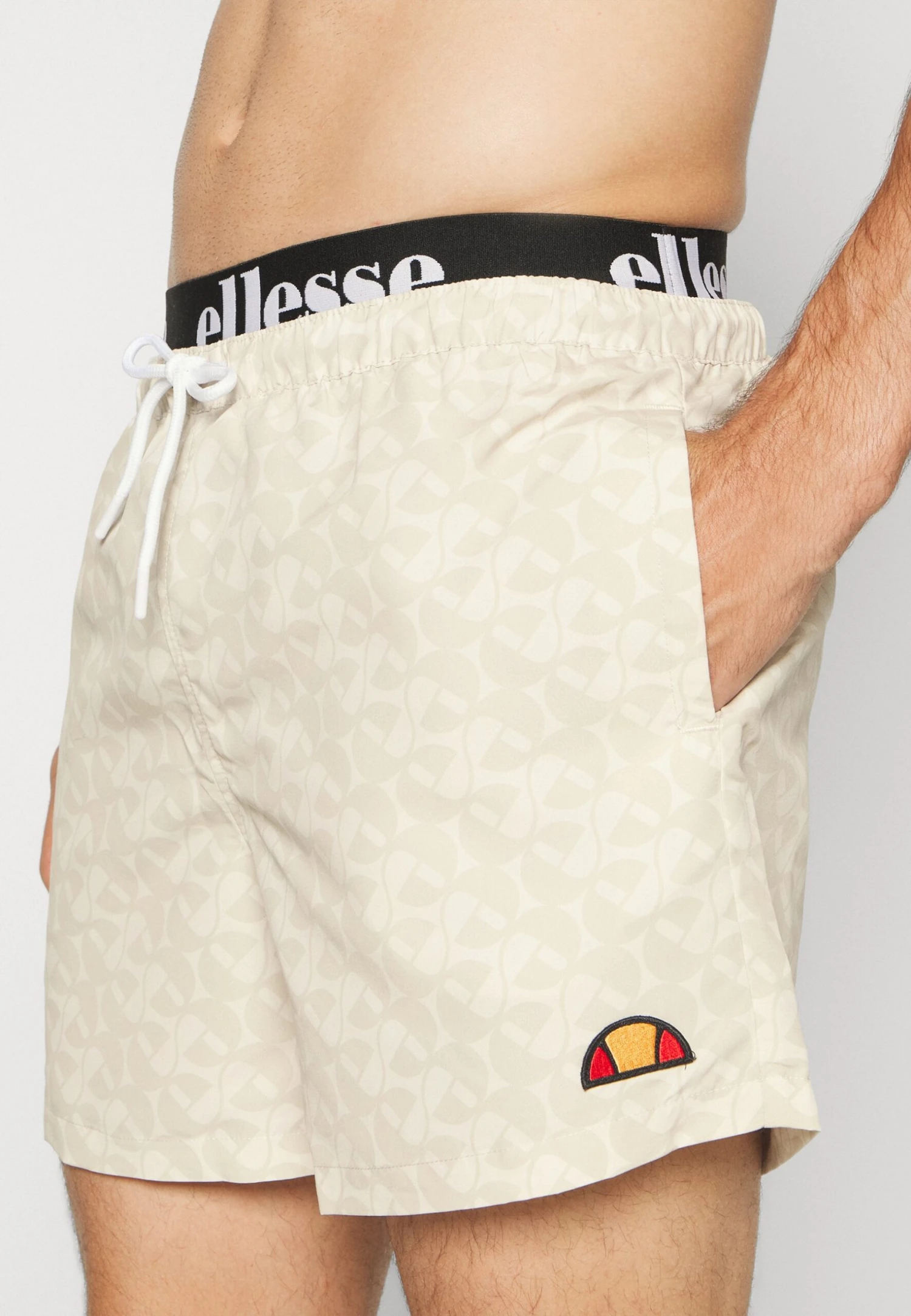 Ellesse LimasShorts Da MareOff White Uomo Moda Mare EL982H05I-A11 3 Ellesse LimasShorts Da MareOff White Uomo Moda Mare EL982H05I-A11 - immagine 3