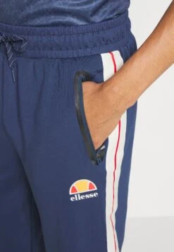 Ellesse Alessie Track PantPantaloni SportiviNavy Uomo Pantaloni EL942E04U-K11 -Ellesse 580bfe6899aa4358b46d7e29210b6107