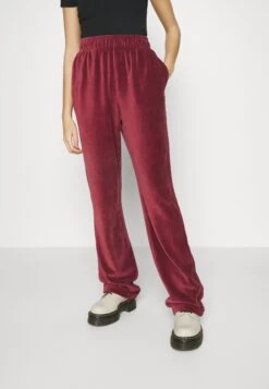 Ellesse Xana Jog PantPantaloni SportiviBurgundy Donna Pantaloni EL921A07Y-G11 -Ellesse 5f47677607174b00b470d048cd686f42