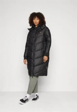 Ellesse Cortese JacketCappotto InvernaleBlack Donna Cappotti EL921U028-Q11 -Ellesse 603abd4793bd45b583e7428663cb816c
