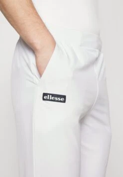 Ellesse DebillyPantaloni SportiviWhite Uomo Pantaloni EL942E04F-A11 9 Ellesse DebillyPantaloni SportiviWhite Uomo Pantaloni EL942E04F-A11 -Ellesse 6238bca348f944dc9eee617ce84730d6