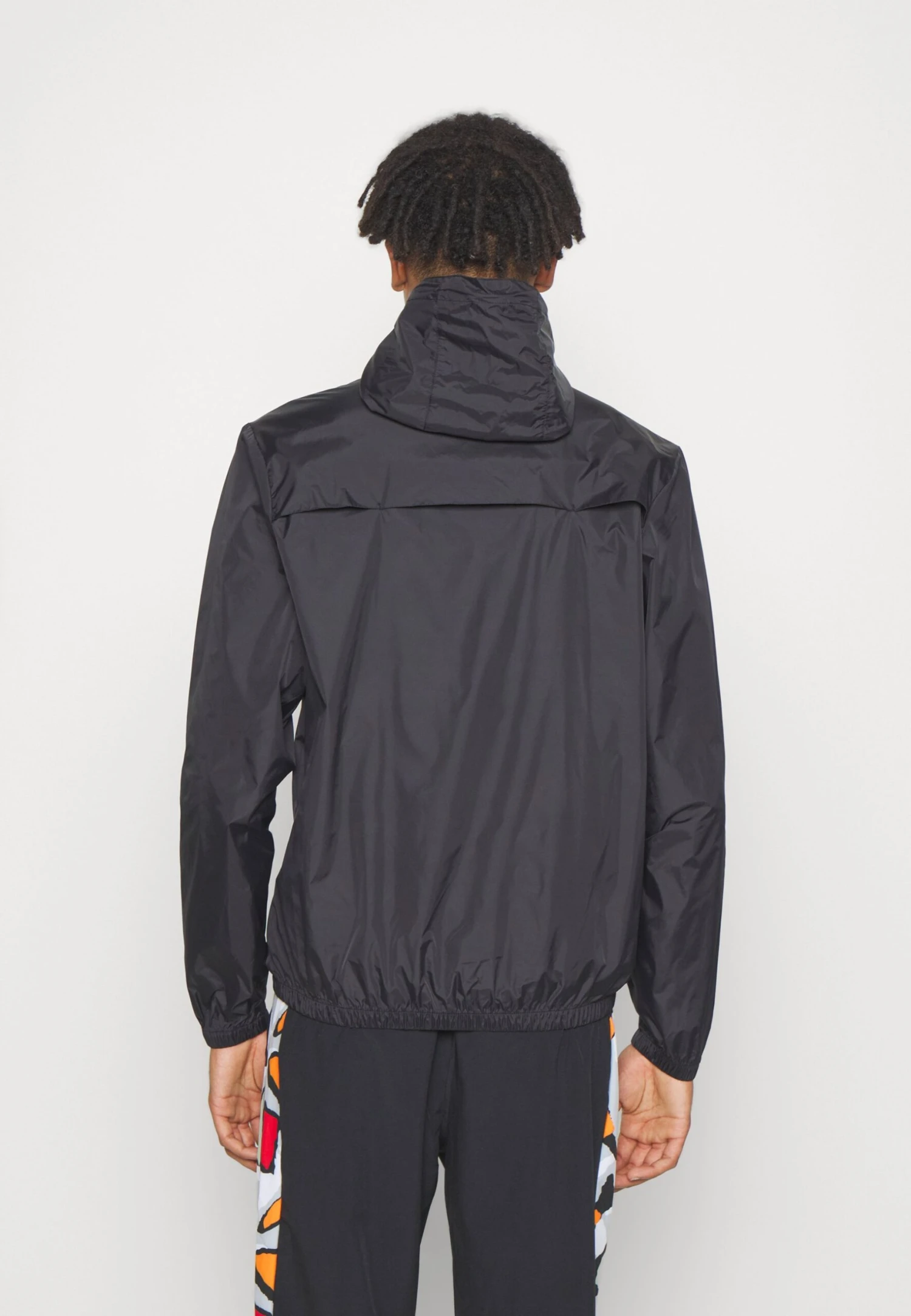 Ellesse Cesanet Jacket - Giacca A Vento - Black 3 Ellesse Cesanet Jacket - Giacca A Vento - Black - immagine 3