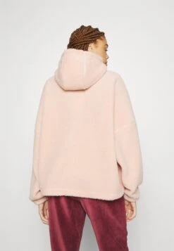 Ellesse BottiFelpa In PileLight Pink Donna Felpe EL921J09P-J11 -Ellesse 7a01f8f2e3984a538224b56536693e5c