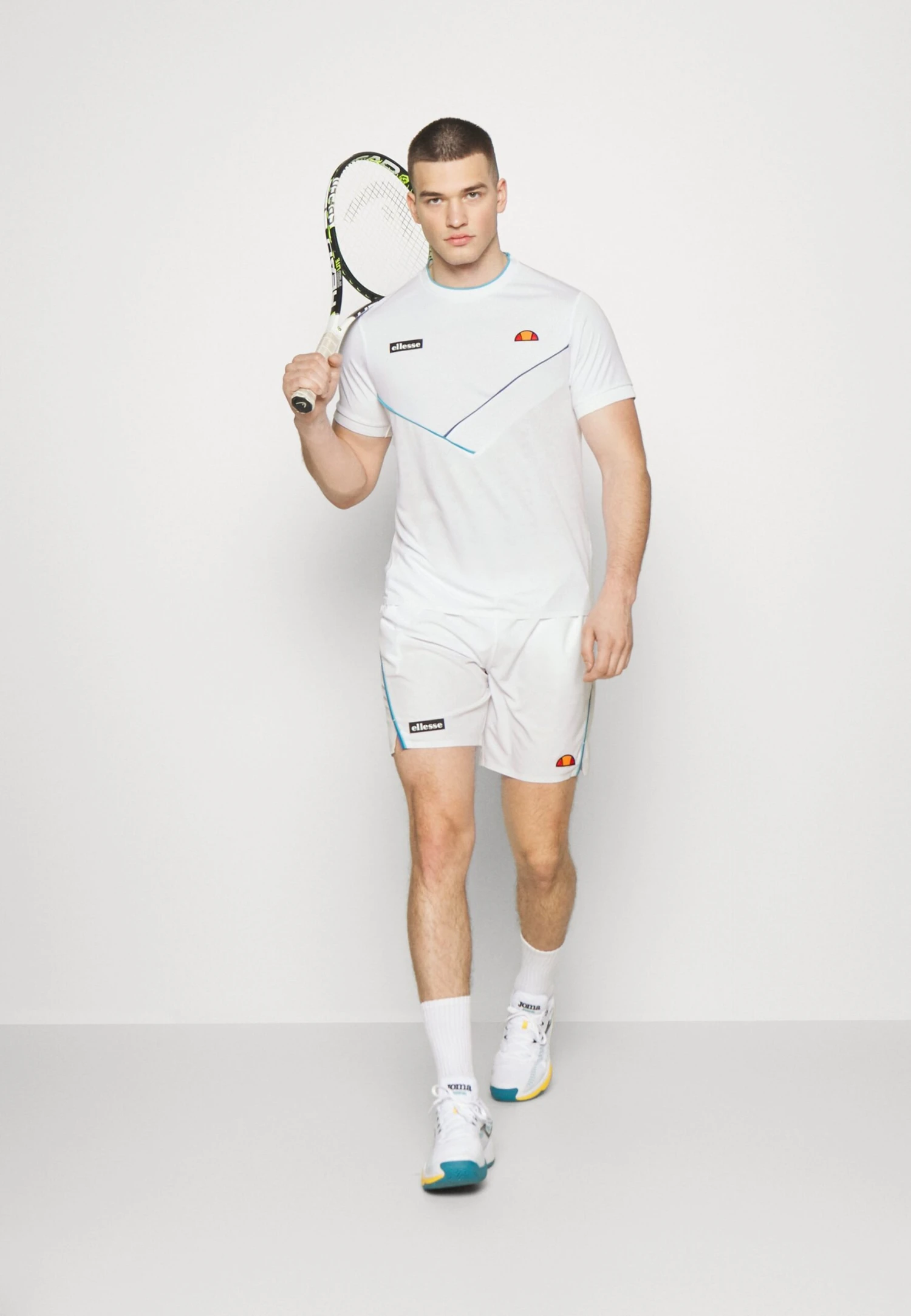 Ellesse BercyPantaloncini SportiviWhite Uomo Bermuda EL942E04E-A11 2 Ellesse BercyPantaloncini SportiviWhite Uomo Bermuda EL942E04E-A11 - immagine 2