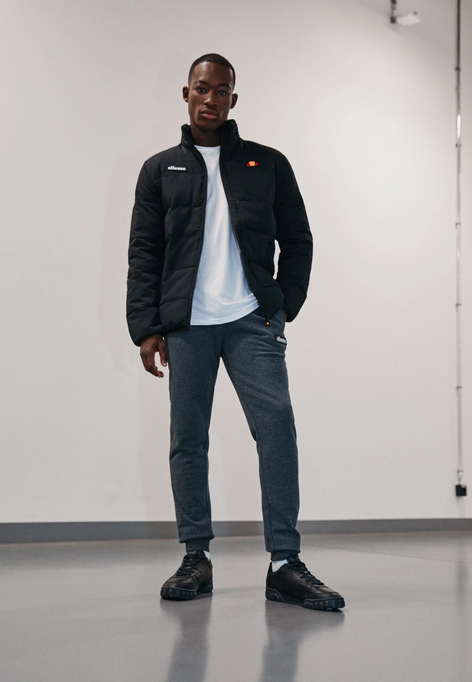 Ellesse Padded JacketGiacca InvernaleBlack Uomo Giacche EL922T05D-Q11 2 Ellesse Padded JacketGiacca InvernaleBlack Uomo Giacche EL922T05D-Q11 - immagine 2