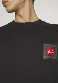 Ellesse Portier TeeT-Shirt Con StampaBlack Uomo T-shirt E Polo EL922O0I2-Q11 -Ellesse 8937597352704f15b5cf5aeb7861e4dd