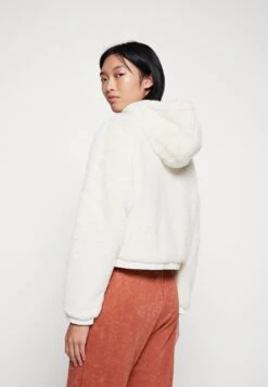 Ellesse ReidiGiacca LeggeraOff-White Donna Giacche E Blazer EL921G02Z-A11 -Ellesse 91270a7c49d84ccb9efb396852500fd3