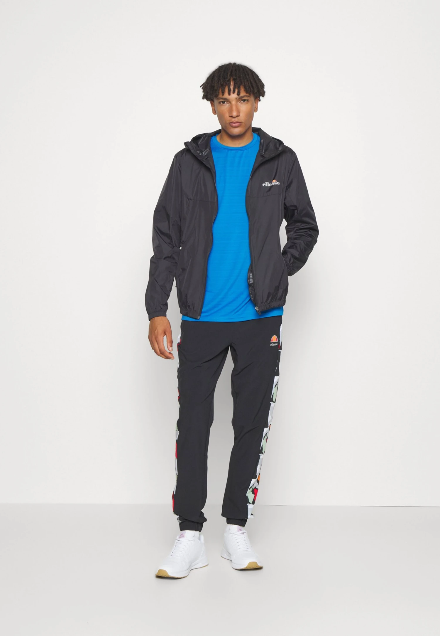 Ellesse Cesanet Jacket - Giacca A Vento - Black 2 Ellesse Cesanet Jacket - Giacca A Vento - Black - immagine 2