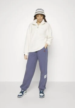 Ellesse DaynorFelpa In PileOff-White Donna Felpe EL921J0A0-A11 -Ellesse 9f7ee4a6c050498aa103ea019d122a6e