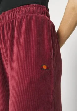 Ellesse Xana Jog PantPantaloni SportiviBurgundy Donna Pantaloni EL921A07Y-G11 -Ellesse a2e2953bdcad41228a032740e46d7f04