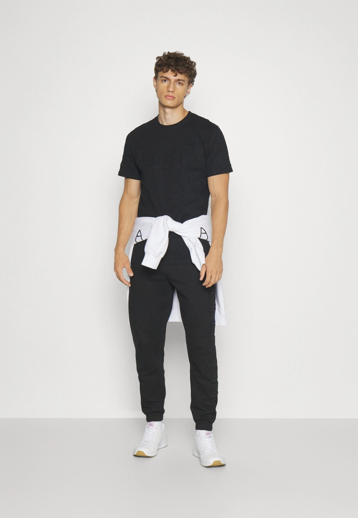 Ellesse Comodo TeeT-Shirt Con StampaBlack Uomo T-shirt E Polo EL942D053-Q11 2 Ellesse Comodo TeeT-Shirt Con StampaBlack Uomo T-shirt E Polo EL942D053-Q11 - immagine 2