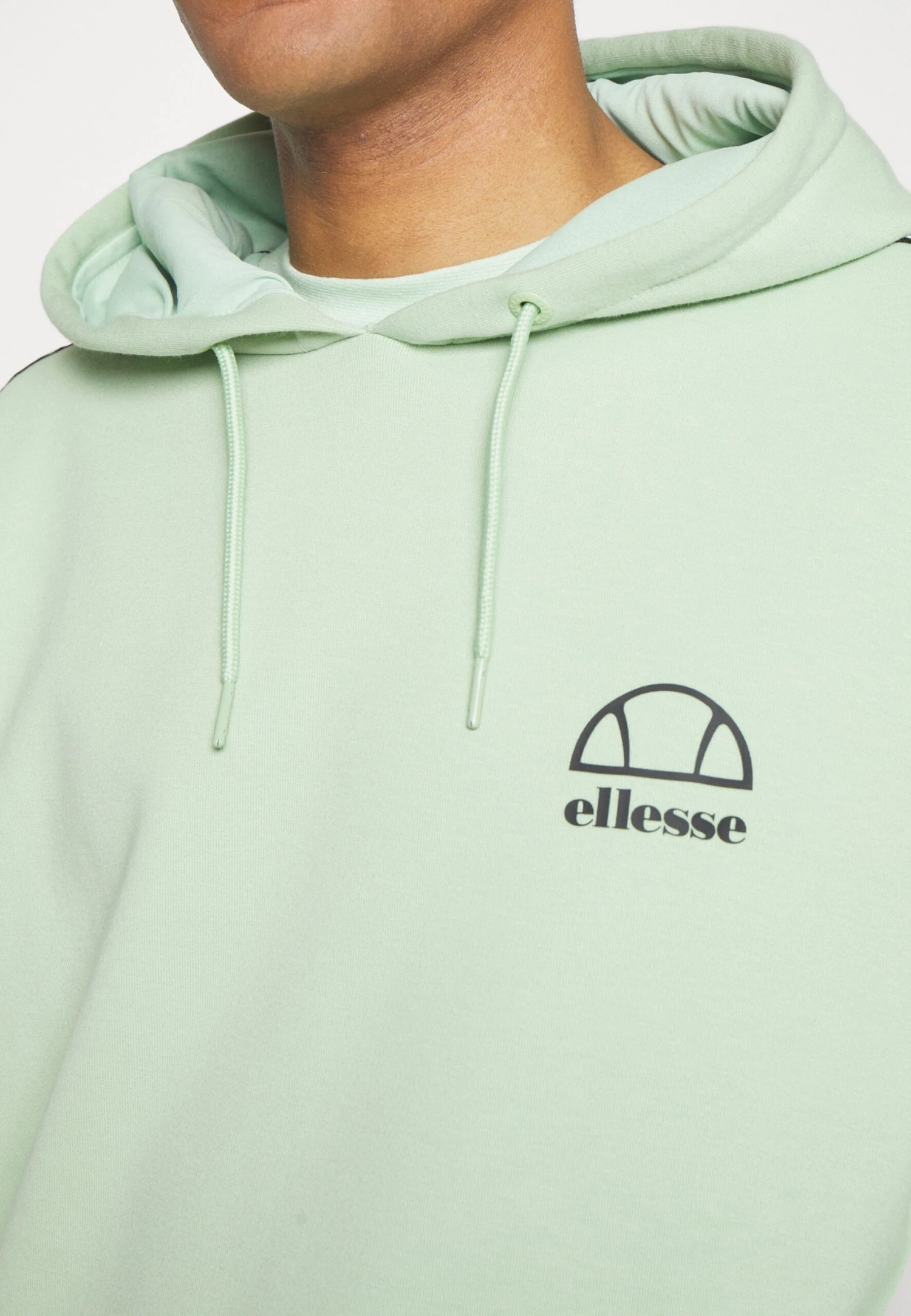 Ellesse Alfonsa HoodyFelpa Con CappuccioGreen Uomo Maglieria E Felpe EL942G03A-M11 7 Ellesse Alfonsa HoodyFelpa Con CappuccioGreen Uomo Maglieria E Felpe EL942G03A-M11 - immagine 7