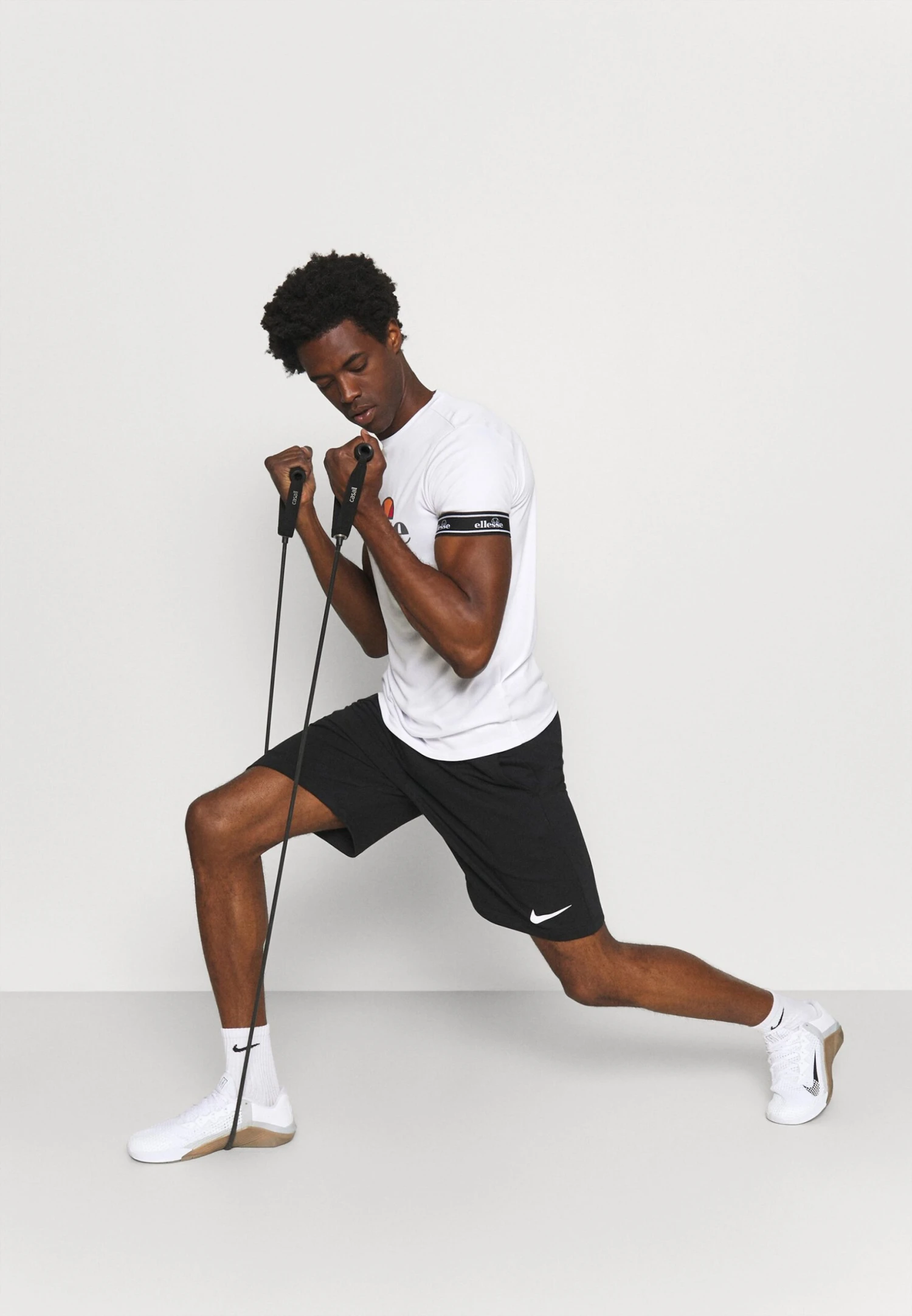 Ellesse Alente TeeT-Shirt Con StampaWhite Uomo T-shirt E Polo EL942D028-A11 4 Ellesse Alente TeeT-Shirt Con StampaWhite Uomo T-shirt E Polo EL942D028-A11 - immagine 4