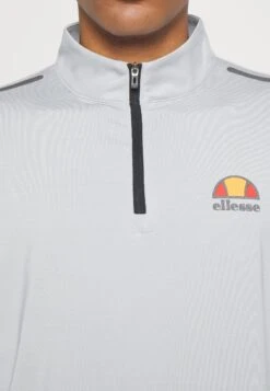 Ellesse Vescali ZipMaglietta A Manica LungaGrey Uomo T-shirt E Polo EL942G039-C11 -Ellesse c4cbb5cc2caf4a1ebb03ec248bb7fa2a