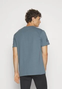 Ellesse Comodo TeeT-Shirt Con StampaBlue Uomo T-shirt E Polo EL942D053-K11 7 Ellesse Comodo TeeT-Shirt Con StampaBlue Uomo T-shirt E Polo EL942D053-K11 -Ellesse c8957b98acaf4898b438699ae077707f