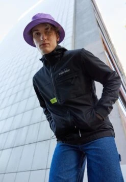 Ellesse BifinoGiacca LeggeraBlack Uomo Giacche EL922E04J-Q11