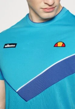 Ellesse TournelleT-Shirt SportAqua Uomo T-shirt E Polo EL942D04V-K11 11 Ellesse TournelleT-Shirt SportAqua Uomo T-shirt E Polo EL942D04V-K11 -Ellesse ddc6db1d89424355a426cb8e0411d247