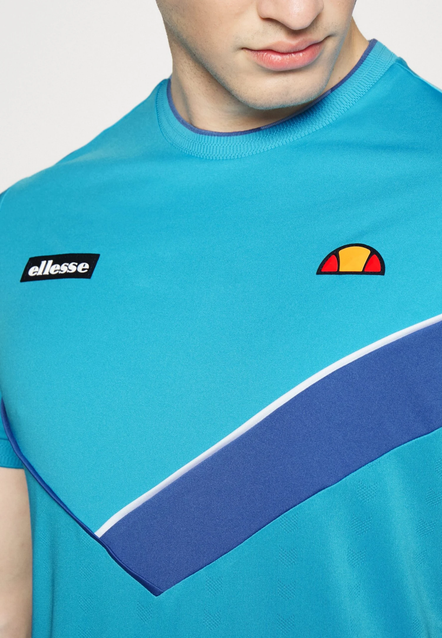 Ellesse TournelleT-Shirt SportAqua Uomo T-shirt E Polo EL942D04V-K11 6 Ellesse TournelleT-Shirt SportAqua Uomo T-shirt E Polo EL942D04V-K11 - immagine 6