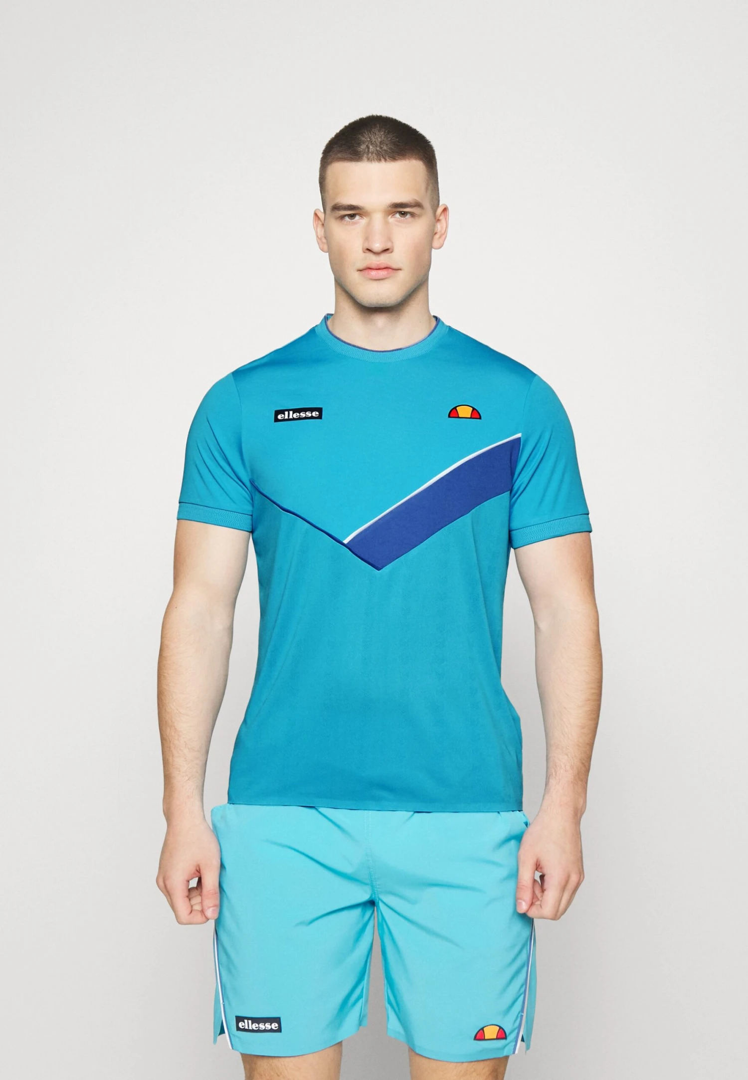 Ellesse TournelleT-Shirt SportAqua Uomo T-shirt E Polo EL942D04V-K11 1 Ellesse TournelleT-Shirt SportAqua Uomo T-shirt E Polo EL942D04V-K11