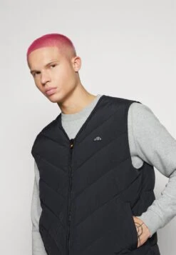 Ellesse Medici GiletSmanicatoBlack Uomo Giacche EL922T09T-Q11 -Ellesse e3de2a9ca00b4bd3adc1d68adadf58c6