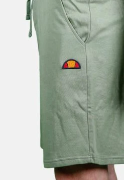 Basico EllesseShortsVerde Uomo Bermuda EL922F04L-M11 -Ellesse e9017122332a4fbb93a3b825f5fa6db5