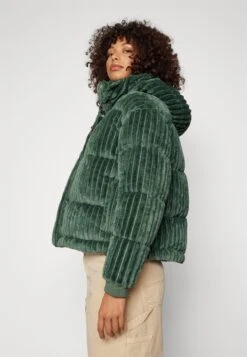 Ellesse Romolo JacketGiacca InvernaleDark Green Donna Giacche E Blazer EL921U027-M11 -Ellesse edafcde3fcb844a780d5a557cb5ec2da