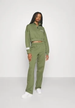 Ellesse Gonia Wide Leg Jog PantPantaloni SportiviOlive Donna Pantaloni EL921A07Z-N11 -Ellesse ffebdb30399c4e6aa11b8eaa52f4b42d